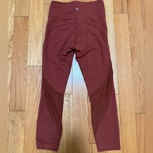 Lululemon High Rise Crop Mesh panels Size 6, 23 inch, Rust?